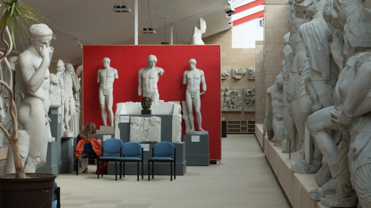Archeologické muzeum v Cambridgi musí vysvětlit, proč jsou všechny vystavené sochy bílé