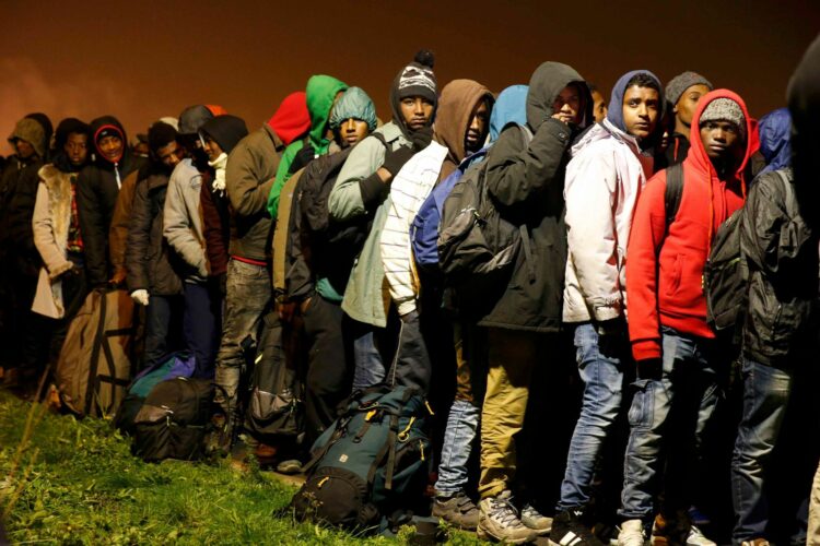 Česká Organizace pro pomoc uprchlíkům: Z 39 MILIONU ROZPOČTU ŠLO NA MZDY AKTIVISTŮ 31 MILIONU. Takto končí peníze i pro ostatní „neziskovky“