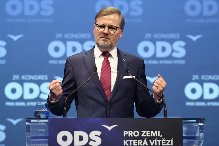 Předseda ODS Petr Fiala hovoří na volebním kongresu strany 18. ledna 2020 v Praze.