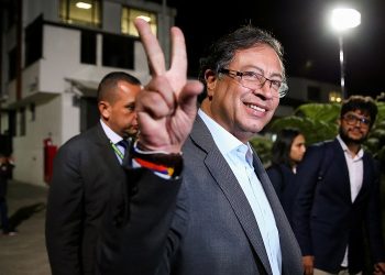 FILE PHOTO: Colombian left-wing presidential candidate Gustavo Petro of the Historic Pact coalition reacts during his arrival for a televised debate at the Caracol channel, in Bogota, Colombia May 27, 2022. REUTERS/Luisa Gonzalez/File Photo