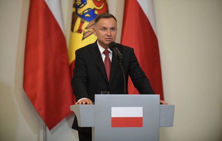 epa09290177 Polish President Andrzej Duda speaks during a joint press conference with Moldovan President Maia Sandu after their meeting at the Presidential Palace in Warsaw, Poland, 21 June 2021 President Sandu has started her official visit to Warsaw. This is the first visit of a Moldovan president to Poland since her victory in last year's elections.  EPA-EFE/MARCIN OBARA POLAND OUT