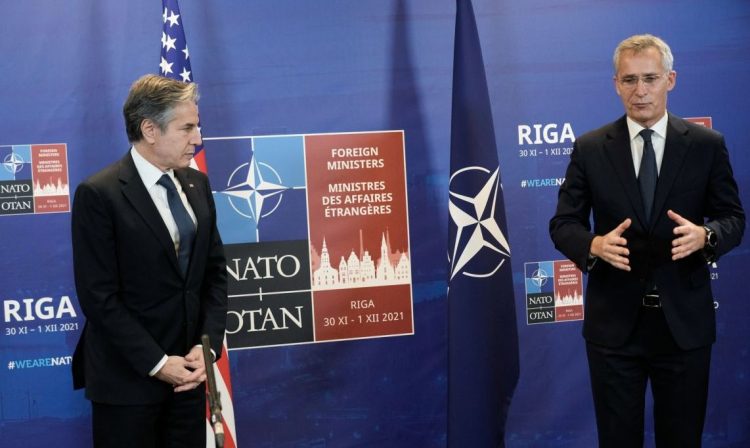 U.S. State Secretary Antony Blinken and NATO Secretary General Jens Stoltenberg speak to the media at the NATO Foreign Ministers summit in Riga, Latvia November 30, 2021. REUTERS/Ints Kalnins/Pool - RC215R90YQNC